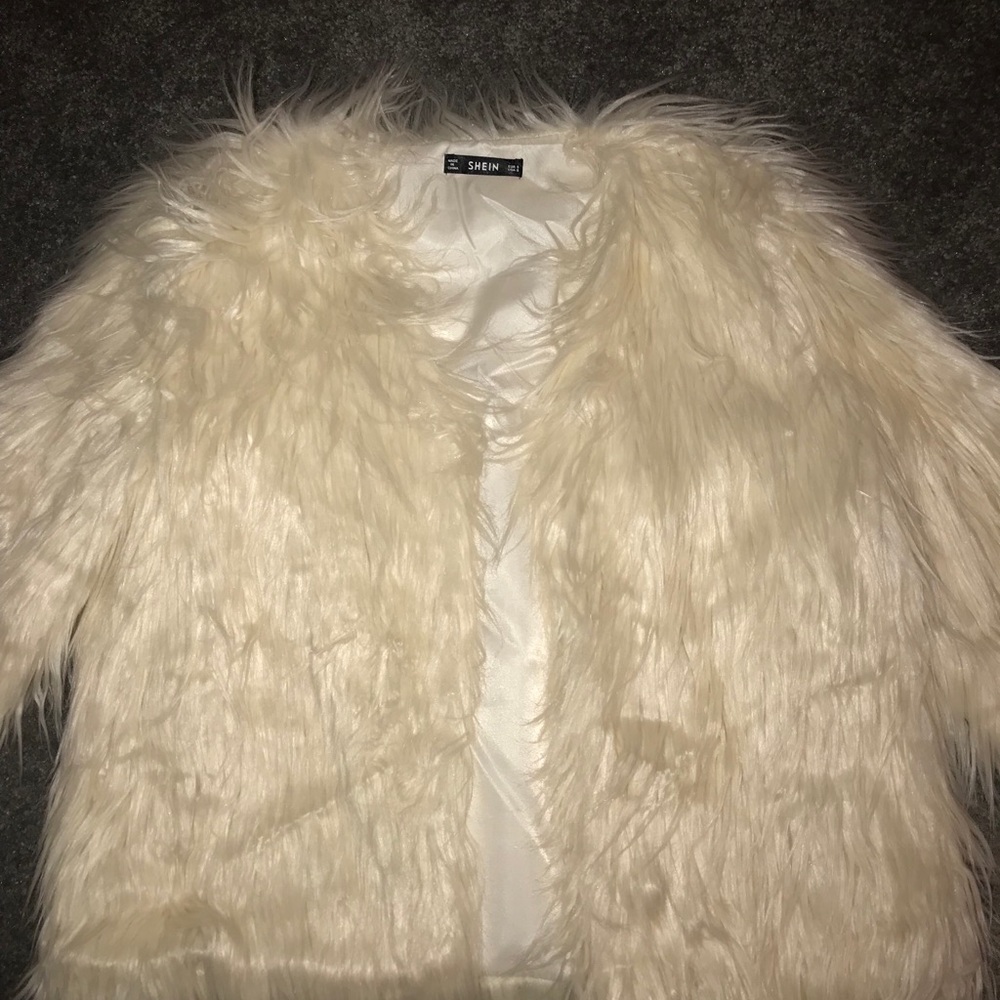 Fluffy Event Jacket - Picture 2 of 5